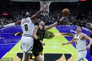 到他在进攻 到他在进攻