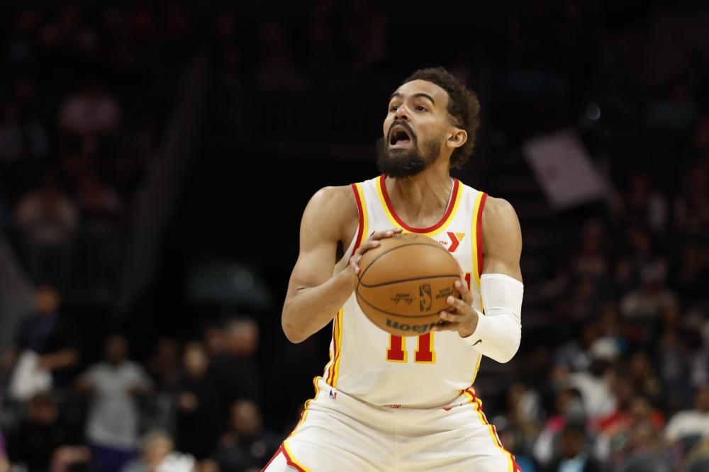 由替补球员 由替补球员