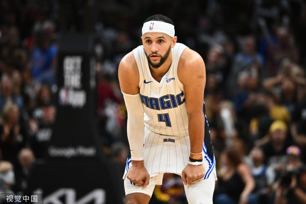 的手递手强 的手递手强